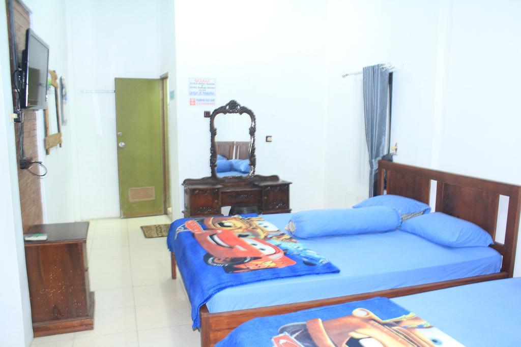 Homestay Kota Baru Джепара Екстериор снимка