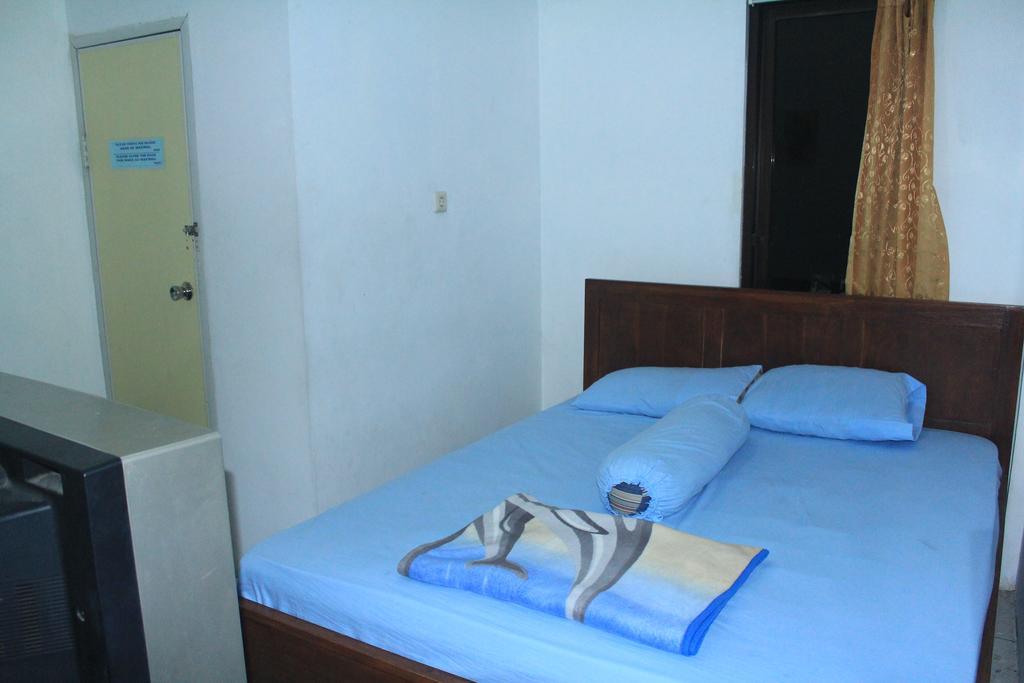 Homestay Kota Baru Джепара Екстериор снимка