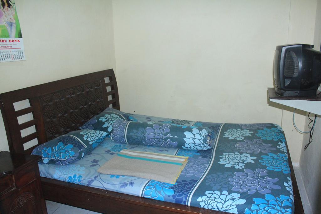Homestay Kota Baru Джепара Екстериор снимка